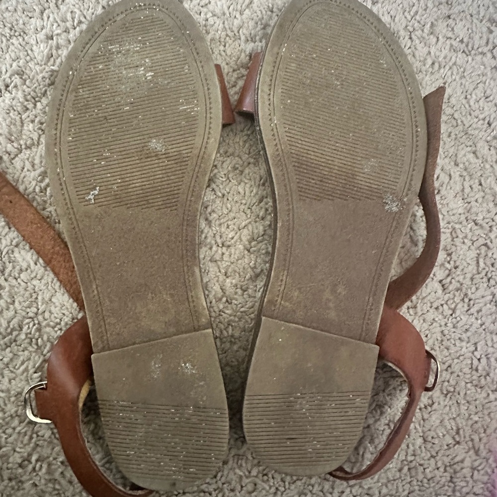 Sandals - Picture 4 of 4